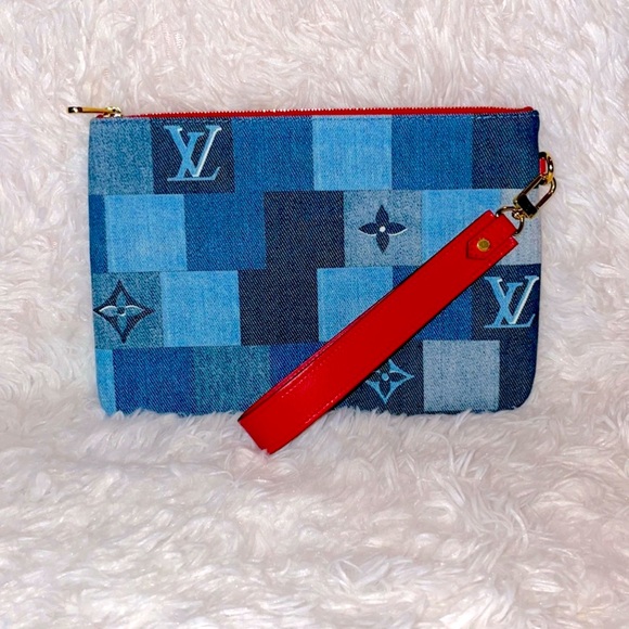 New Louis Vuitton Damier Denim Rouge City Monogram Patchwork City Pouch Wristlet - Picture 4 of 17